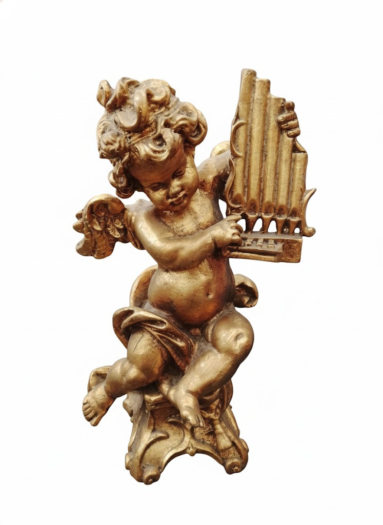 statuetta-angelo-barocco-dorato-con-organo-putto-decorativo-in-resina